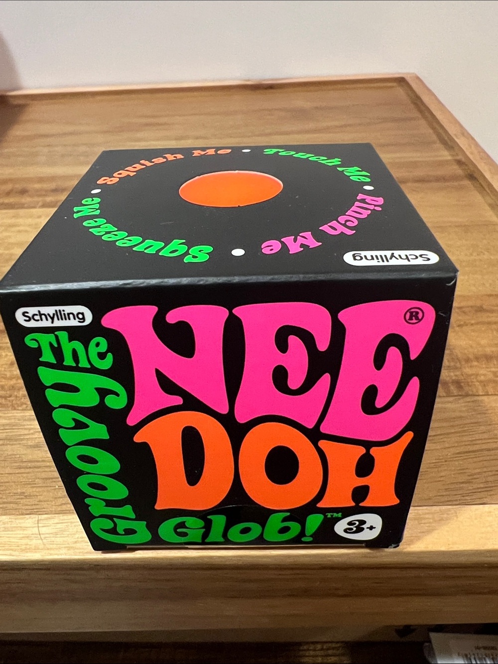 🌟NeeDoh Orange Groovy Glob Squish Ball Brand New, Authentic 🧡
